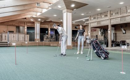 SKI | GOLF | WELLNESS Hotel Riml - Indoorgolf
