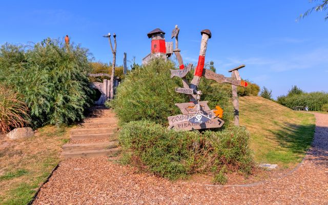 seeklause_trassenheide_usedom_piraten-insel-usedom_zum_Leuchtturm.jpg