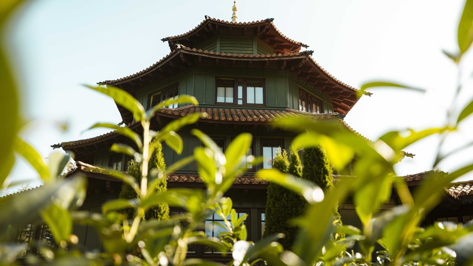 Pagode bei Sonne