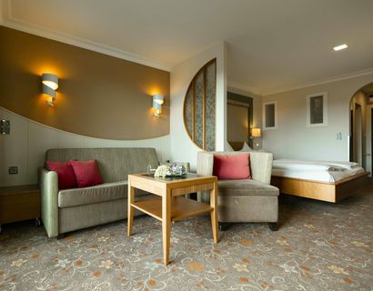 Spirit & SPA Birkenhof am Elfenhain: Doppelzimmer "ROSENQUARZ"