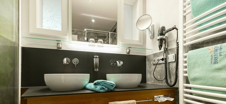Bad im Doppelzimmer Rosenquarz im ElfenReich
