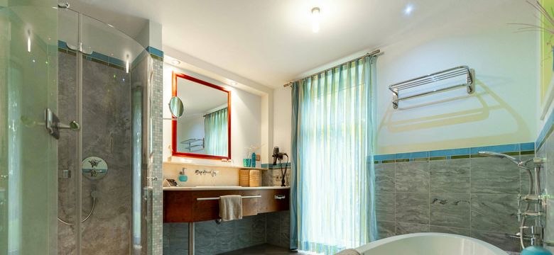Bad der Juniorsuite Venusmuschel in NeptunsReich