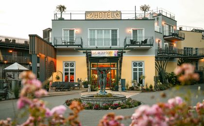 Hotel entrance Birkenhof am Elfenhain