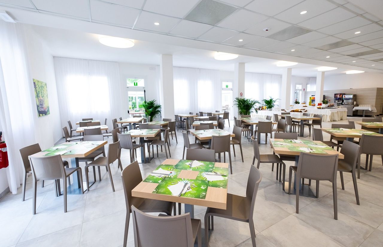 Restaurant des Green Village Hotels mit Kinderbetreuung