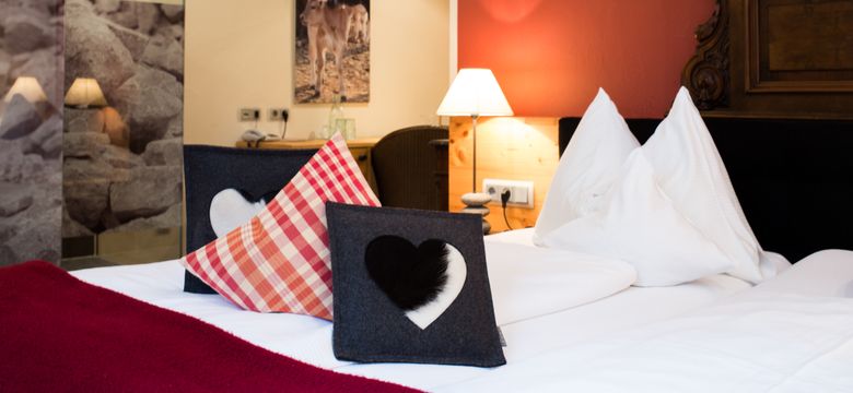 Berghotel Schlossanger Alp: Vorderes FELSENzimmer image #1