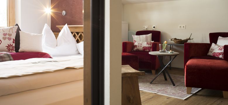 Berghotel Schlossanger Alp: LANDHAUSzimmer image #13