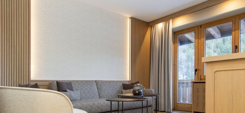 Berghotel Schlossanger Alp: BURGBLICK Suite 30 image #7