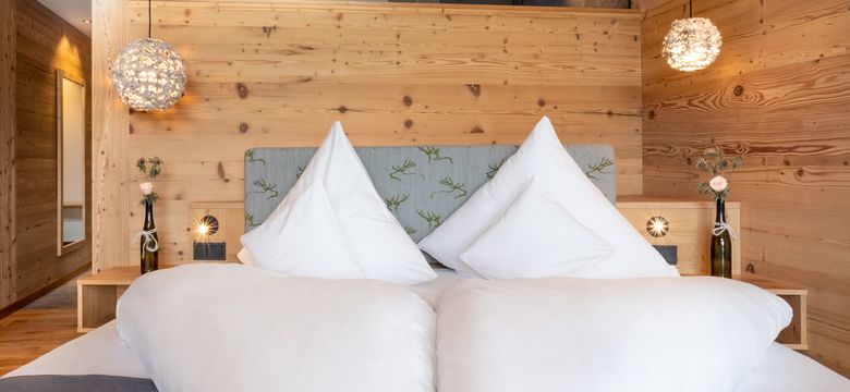 Panorama Land- & Wellnesshotel: Juniorsuite Garten image #1