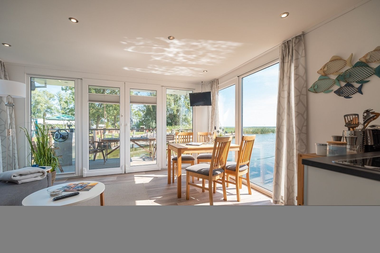 Wohnzimmer mit Essbereich