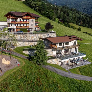 Sommer außen , Superior Chalet Berggold, Kaltenbach im Zillertal, Tirol, Tirol, Österreich