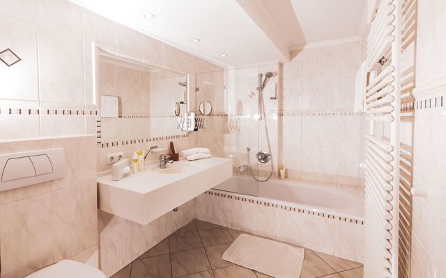 biohotel bruggerhof zimmer Standard Bad