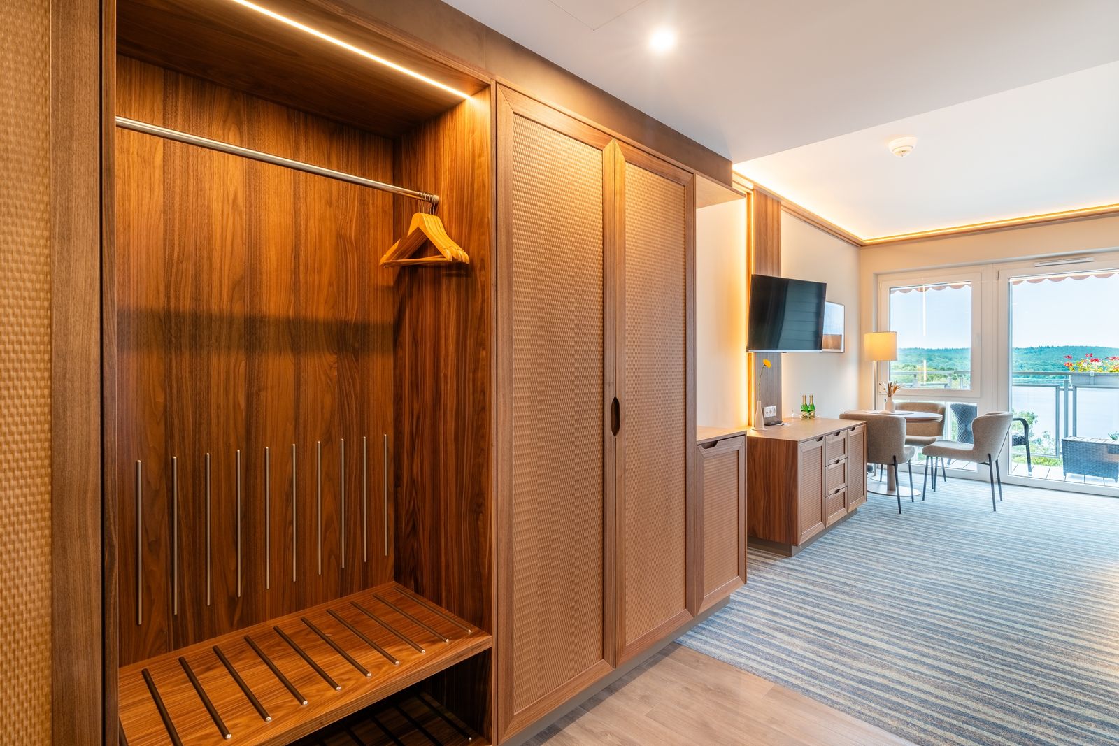 Komfort-Doppelzimmer Deluxe mit Balkon und Meerblick image 6 - Strandhotel Seerose