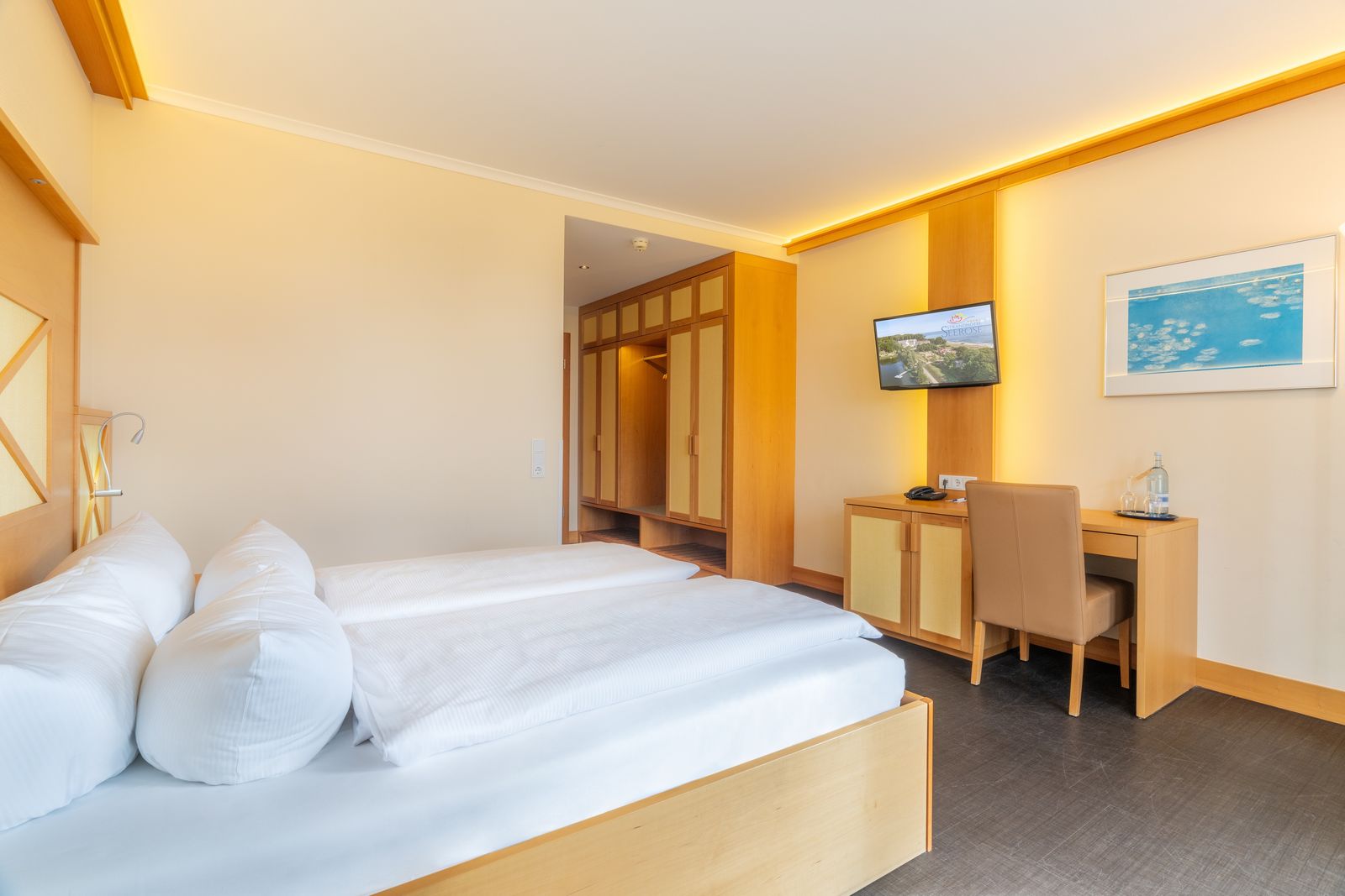 Komfort-Doppelzimmer mit Meerblick image 4 - Strandhotel Seerose