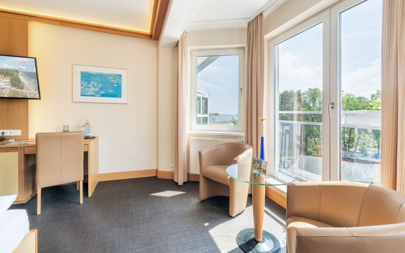 Komfort-Doppelzimmer mit Meerblick image 3 - Strandhotel Seerose