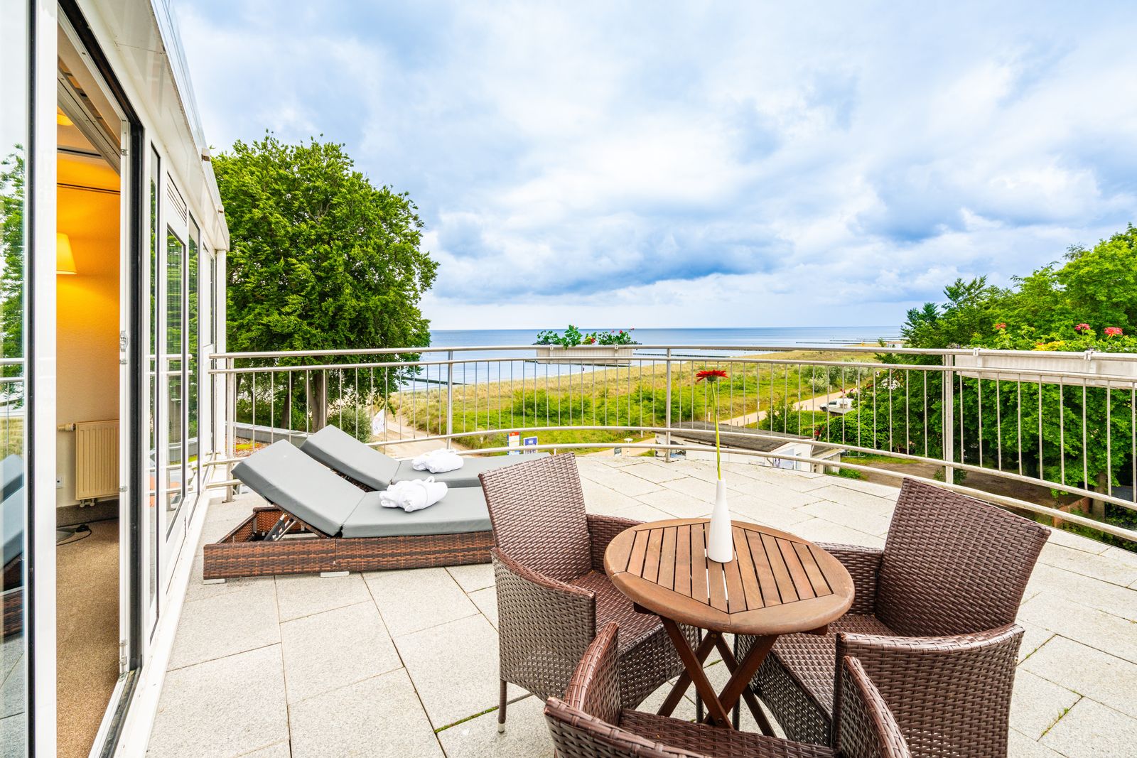 Suite 210 image 4 - Strandhotel Seerose