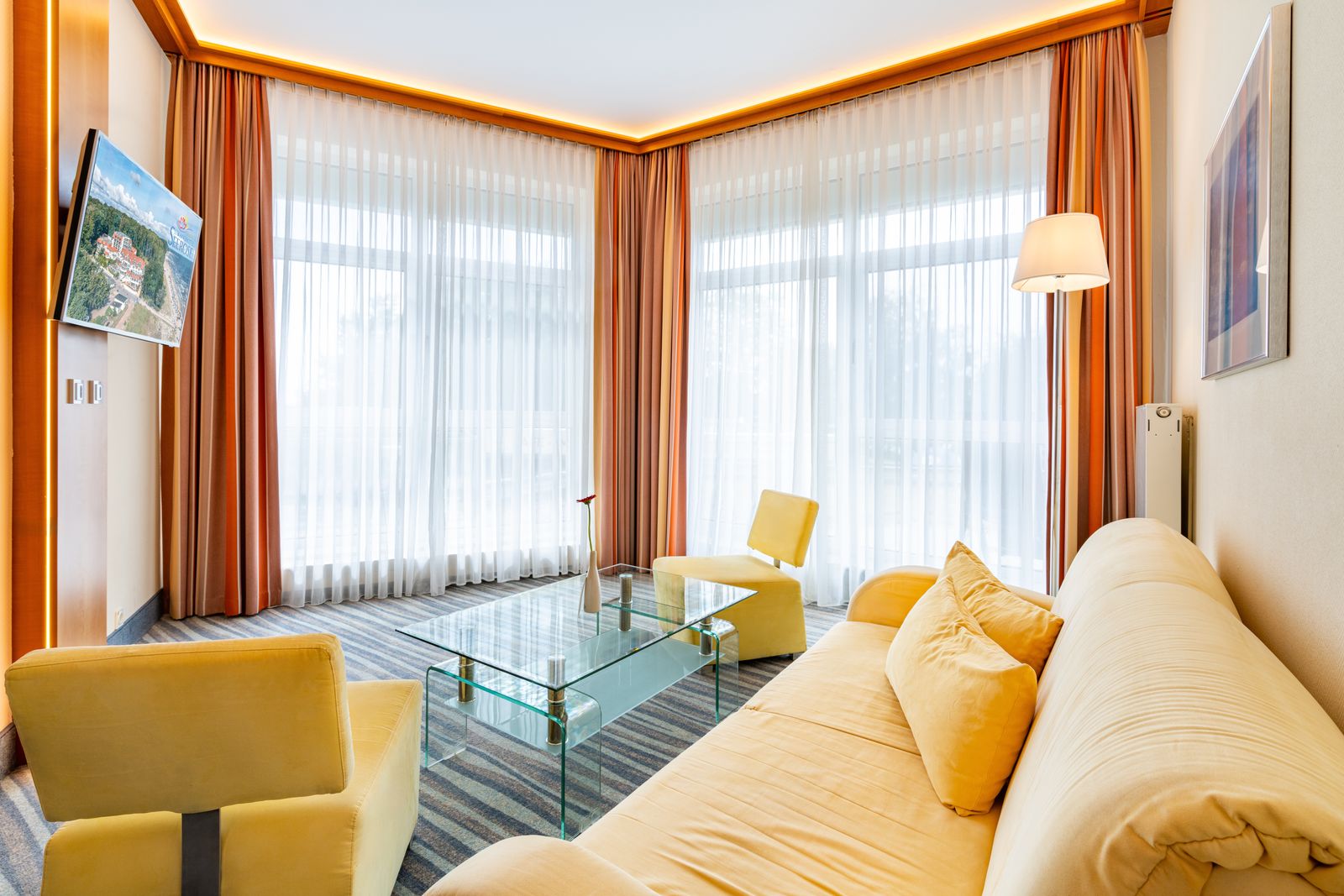 Suite 11 image 1 - Strandhotel Seerose