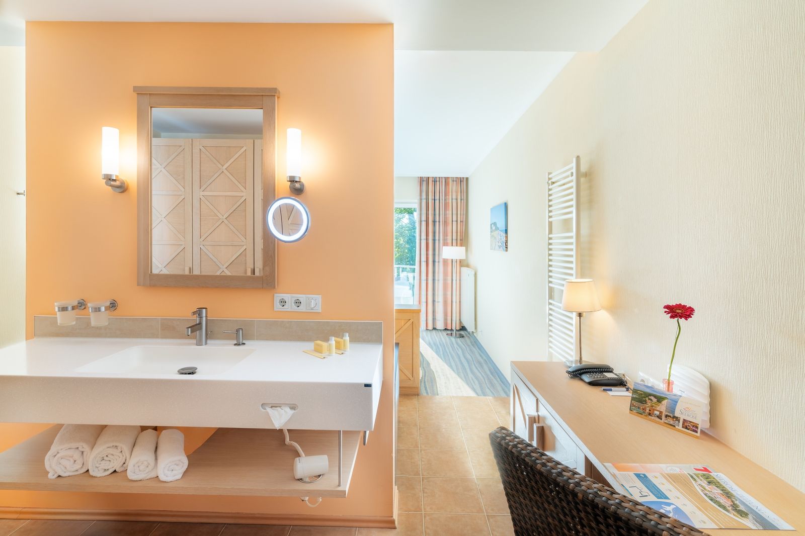 Wellnessdoppelzimmer image 1 - Strandhotel Seerose