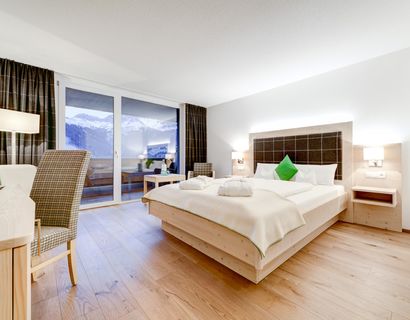 SPA-Hotel Das Schäfer : Walserzimmer 30m² Panoramabalkon