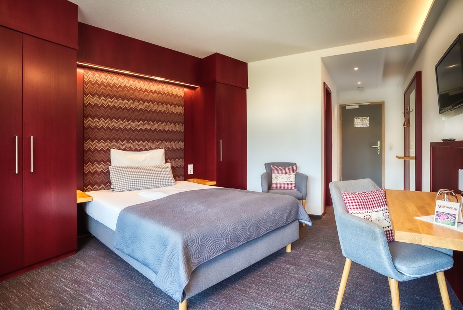 Einzelzimmer Komfort mit Balkon image 2 - Landhaus Hotel Sommerau GmbH