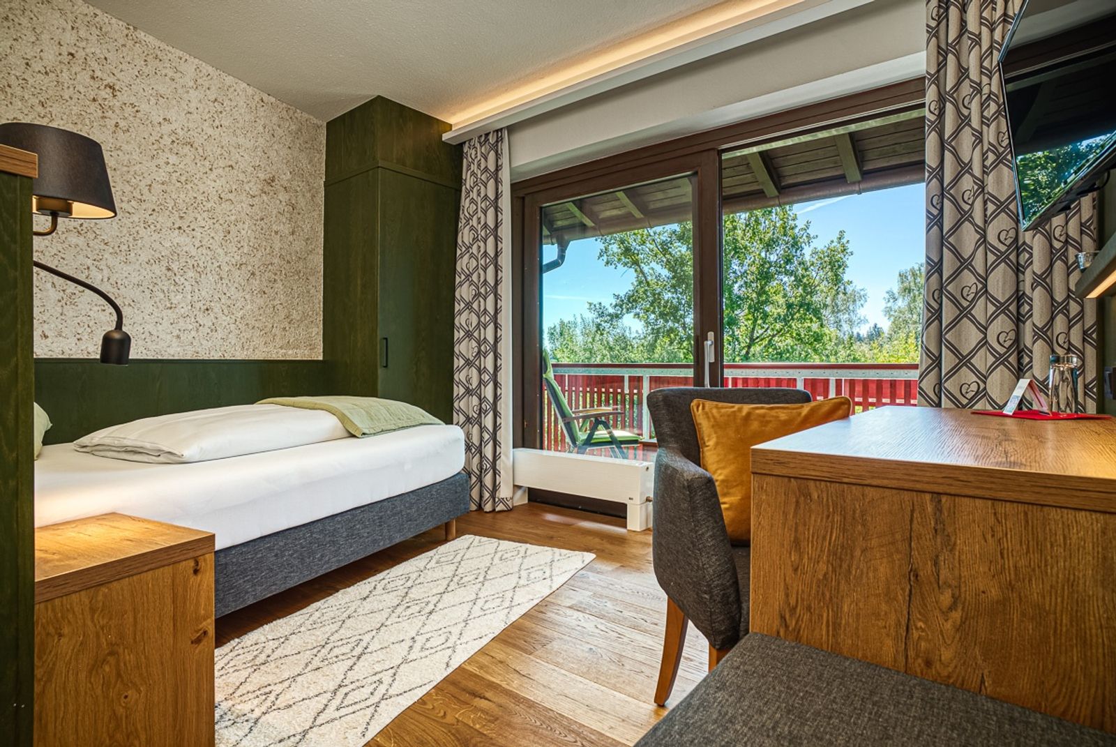 Einzelzimmer Komfort mit Balkon image 5 - Landhaus Hotel Sommerau GmbH