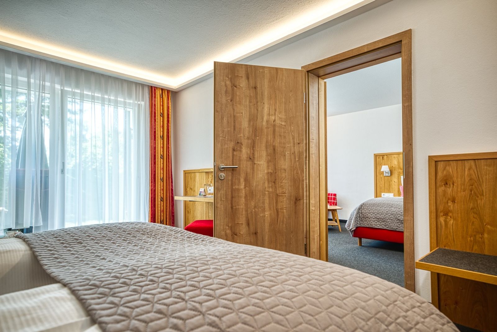 Familienzimmer mit Terasse image 1 - Landhaus Hotel Sommerau GmbH