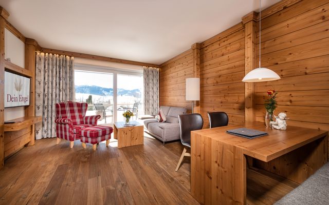 Hotel Room: Suite "kleines Himmelreich" with south facing balcony or terrace - Dein Engel