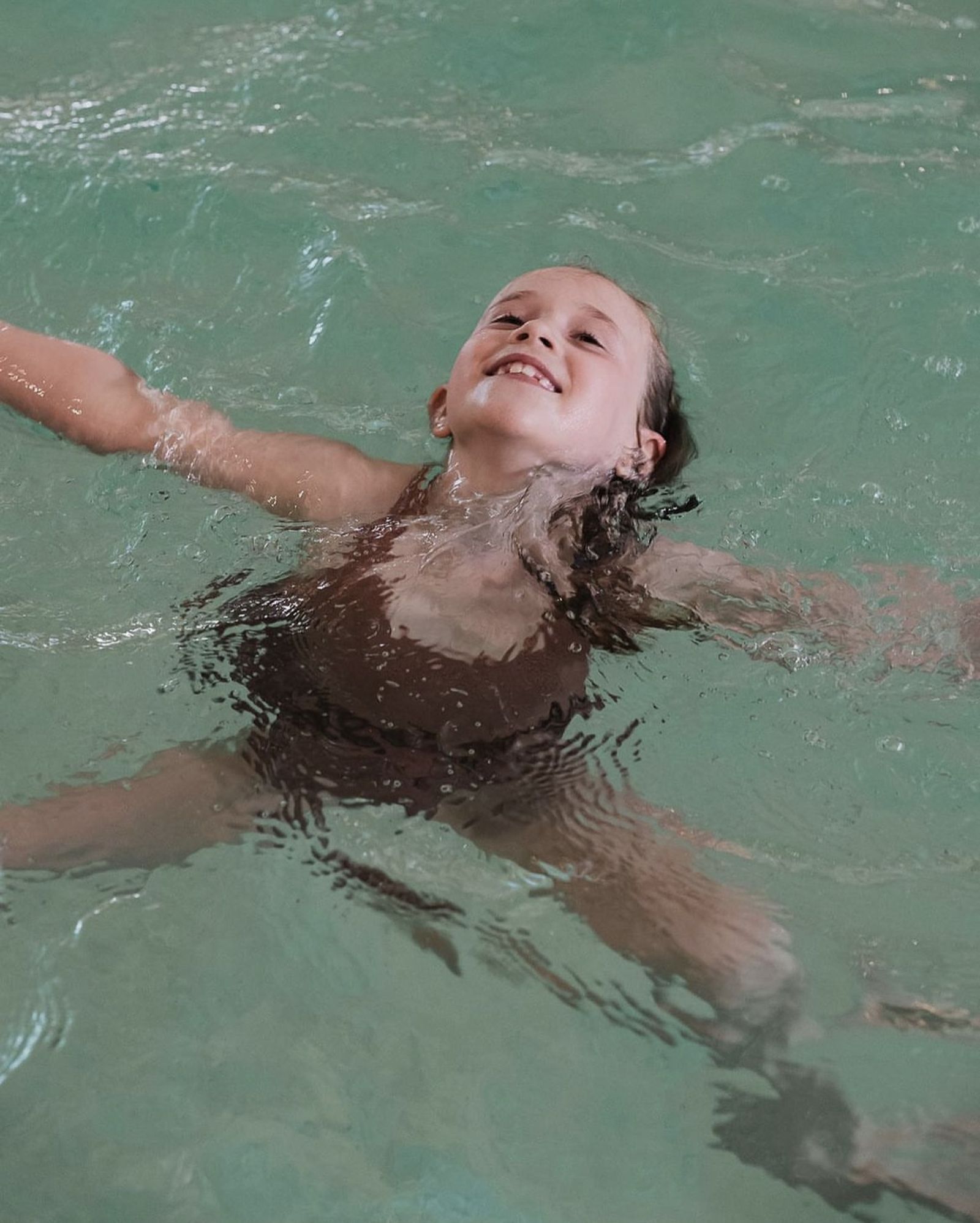 Mit Spiel & Spaß im Urlaub schwimmen lernen image 2 - Familotel Zugspitze Hotel Tirolerhof