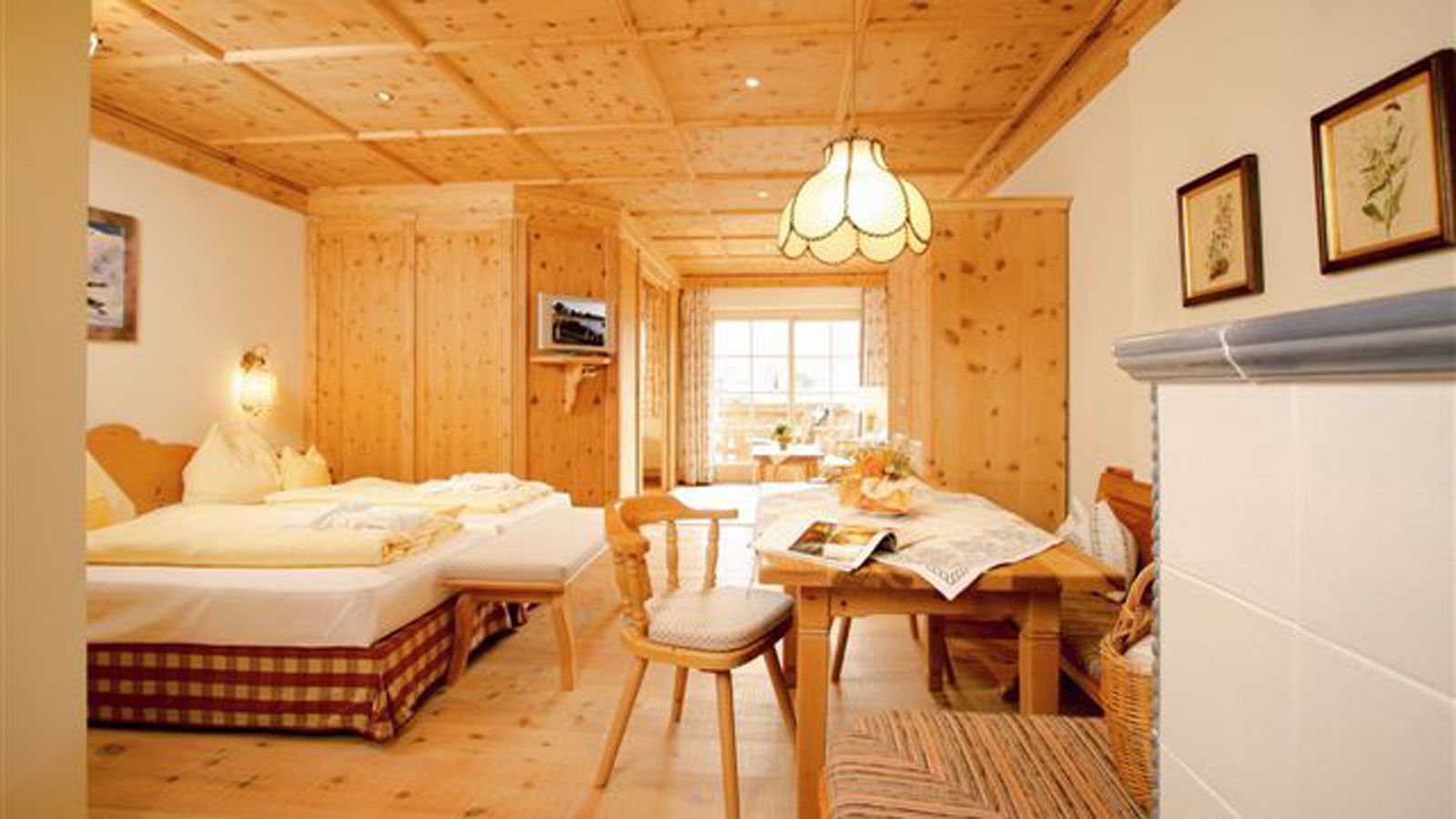 SONNENSPITZE image 1 - Familotel Zugspitze Hotel Tirolerhof