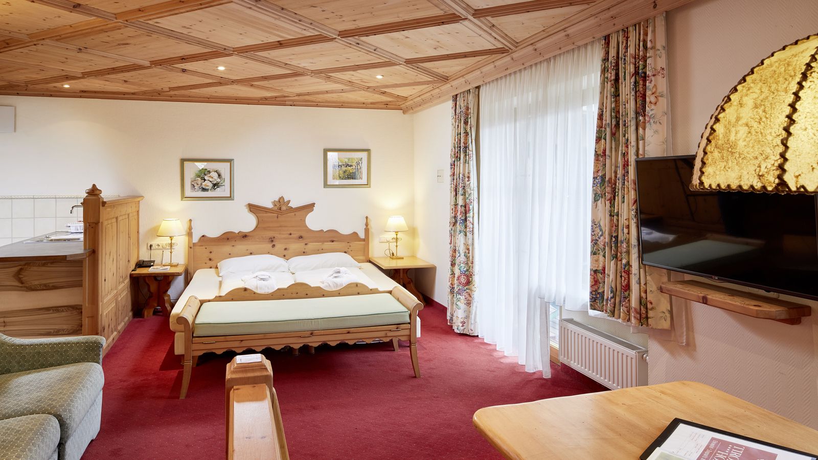 ALPENGAMS image 5 - Familotel Zugspitze Hotel Tirolerhof
