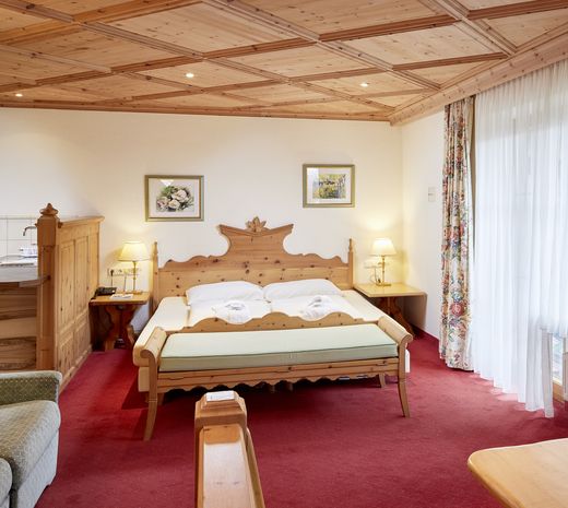 ALPENGAMS image 2 - Familotel Zugspitze Hotel Tirolerhof