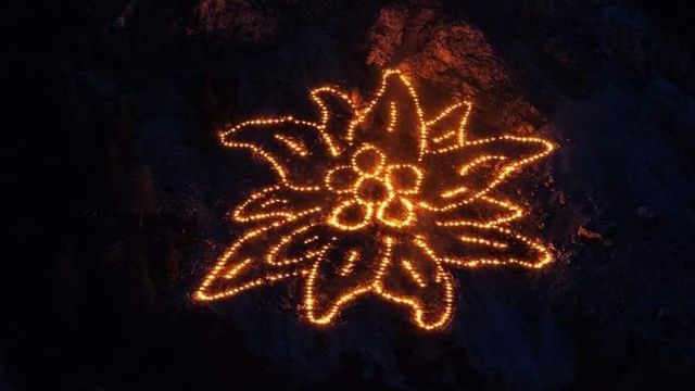 BERGE in FLAMMEN - Bergfeuer zur Sommersonnwende