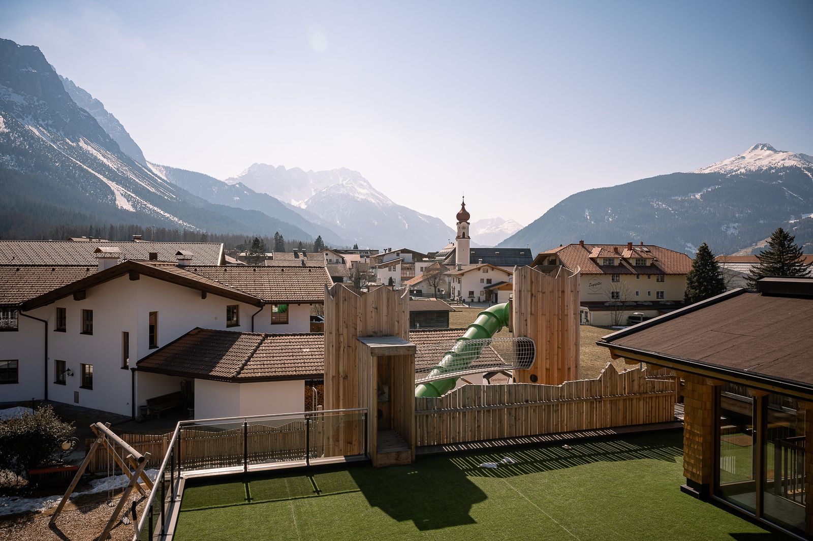 Familien Urlaubsglück in den Bergen image 2 - Familotel Zugspitze Hotel Tirolerhof