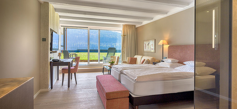 Treschers – Das Hotel am See: Junior suite with lake view and balcony image #1