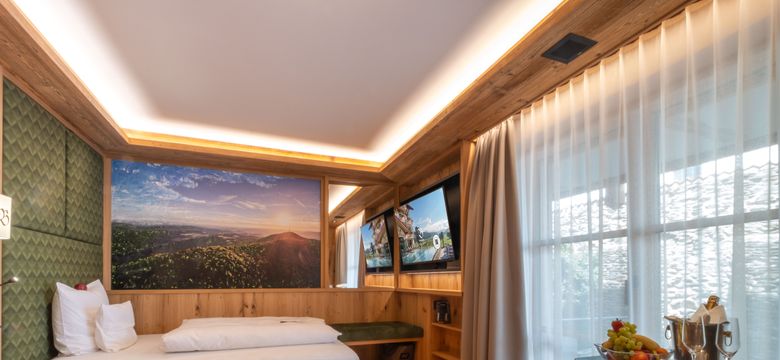 Natur- & Wellnesshotel Brunner Hof 4****S: naturZimmer "Holunderblüte" 24 m² image #2
