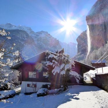 Außen Winter 41, Chalet am Schärm, Lauterbrunnen, Berner Oberland, Bern, Schweiz