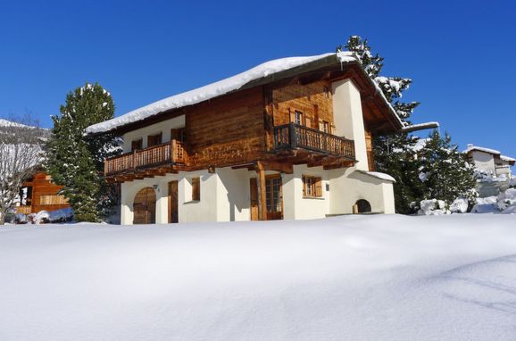 Außen Winter 27 - Hauptbild, Chalet Chistiala Dadens, Laax, Surselva, Graubünden, Schweiz