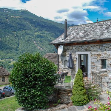 Outside Summer 1 - Main Image, Rustico Ca'di Garoi im Tessin, Malvaglia, Tessin, Ticino, Switzerland