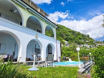 Luxus-Rustico Vernice Gialla im Tessin - Tessin - Schweiz
