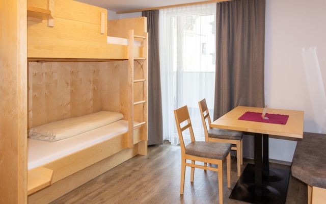 FS „Simba“ 4 Bett image 3 - Familotel Pitztal Kinderhotel Stefan