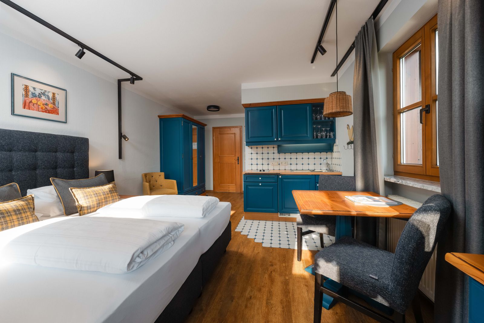 Doppelzimmer Seeblick image 2 - MONDI Hotel & Appartements am Grundlsee