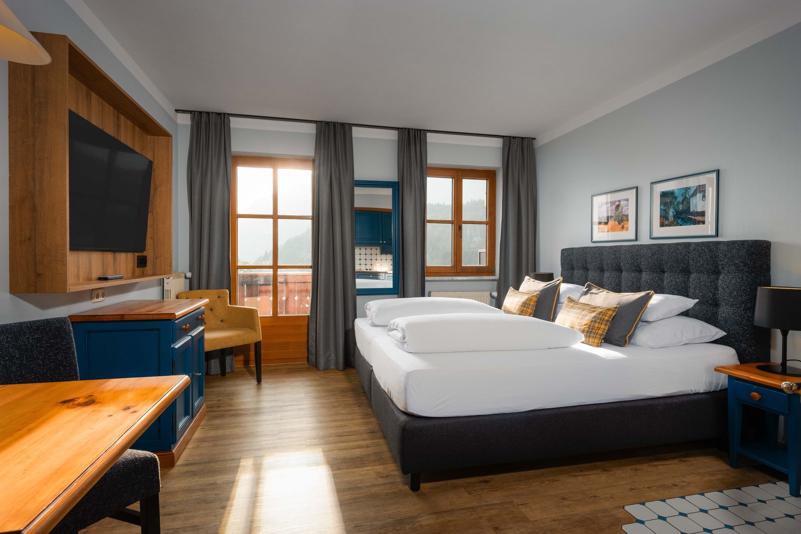 Doppelzimmer Seeblick image 3 - MONDI Hotel & Appartements am Grundlsee