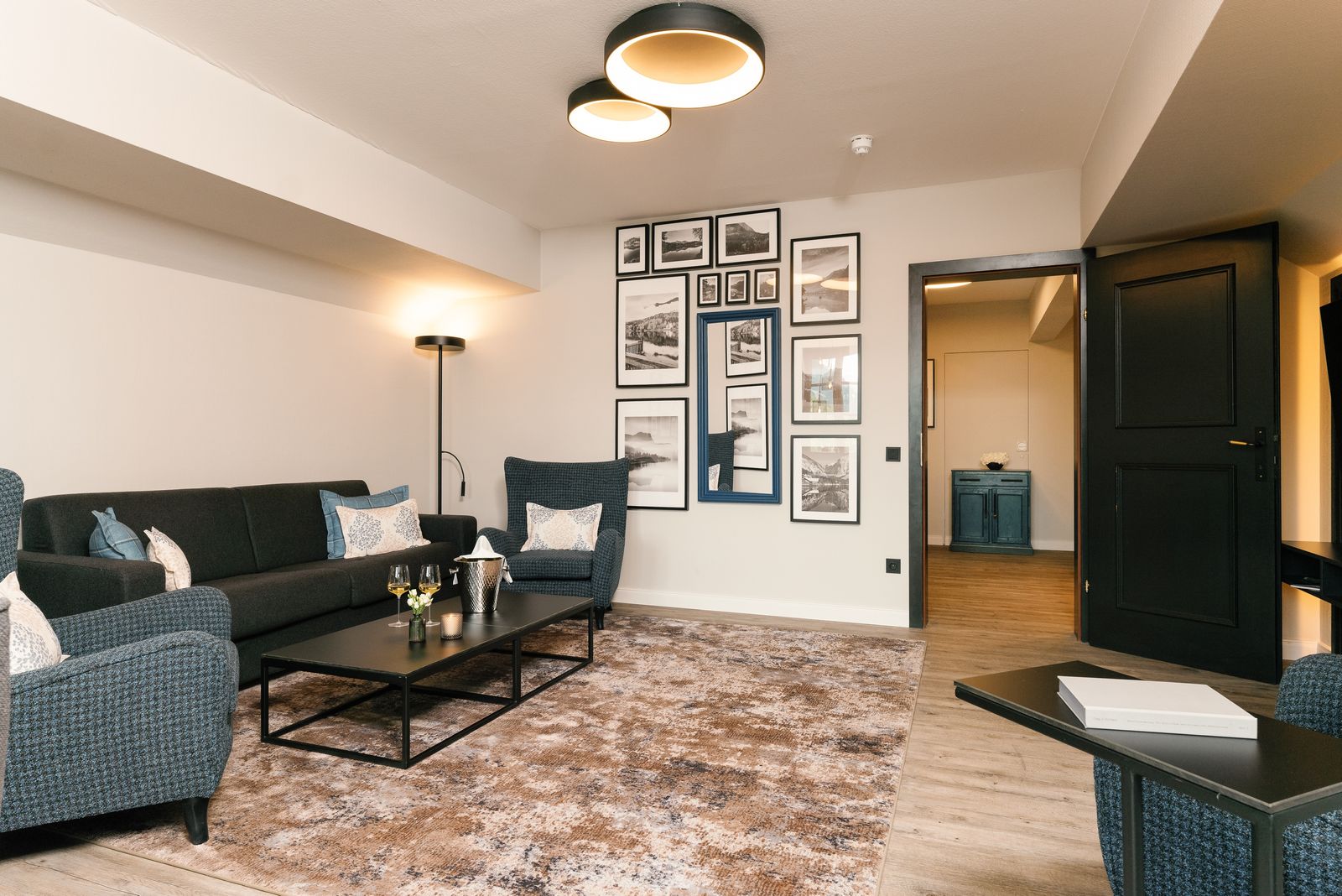 Hotel-Suite Seeblick image 1 - MONDI Hotel & Appartements am Grundlsee