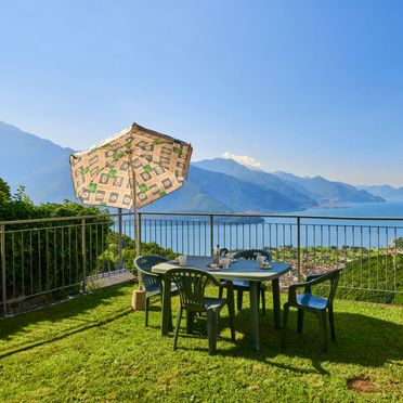 Outside Summer 1 - Main Image, Chalet Antonia, Gravedona, Comer See, Lombardy, Italy