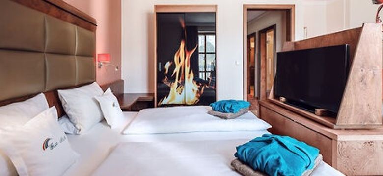 Hotel MY Kramerwirt: ELEMENT SUITE FEUER image #2