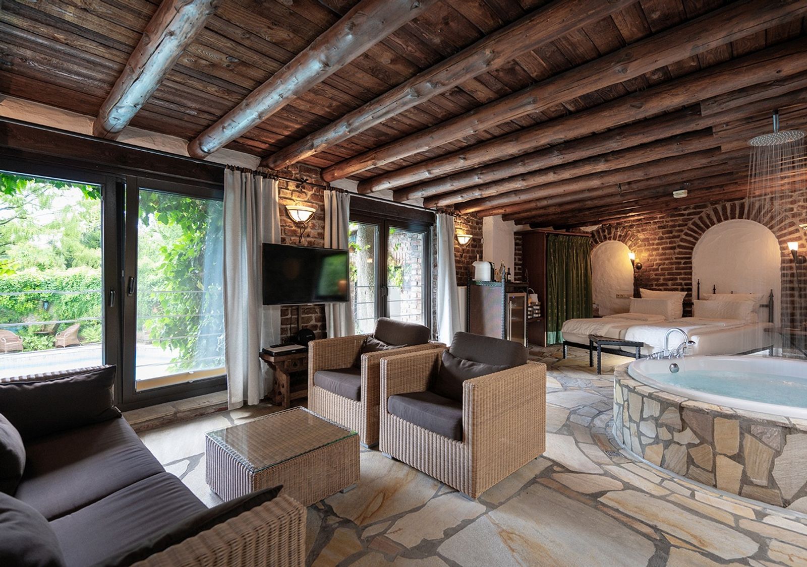 Pool Wellness Suite image 1 - Land Gut Höhne