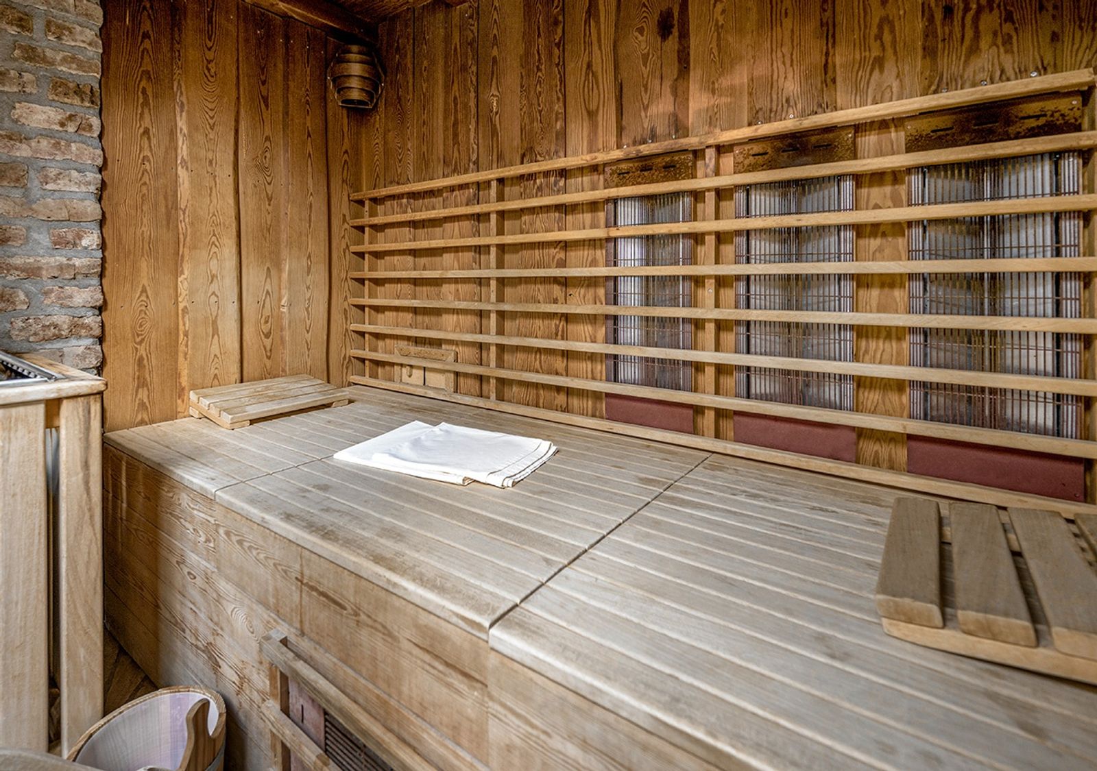 Pool Wellness Suite image 4 - Land Gut Höhne