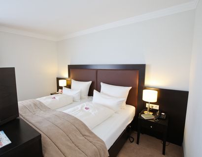 Holzapfel Wellness- und Thermenhotel: Doppelzimmer Deluxe Süd