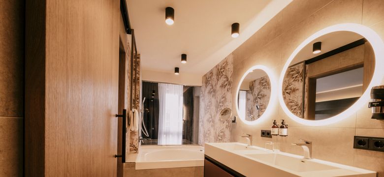 Holzapfel Wellness- und Thermenhotel: Suite Goldrennette image #2