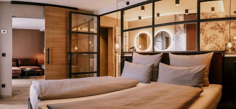 Holzapfel Wellness- und Thermenhotel: Suite Pinklady image #5