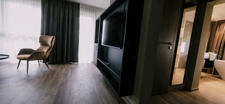 Holzapfel Wellness- und Thermenhotel: Suite Golden Delicious image #3